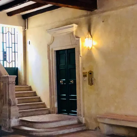 Palazzo Tiolo Apartment Verona Exterior photo
